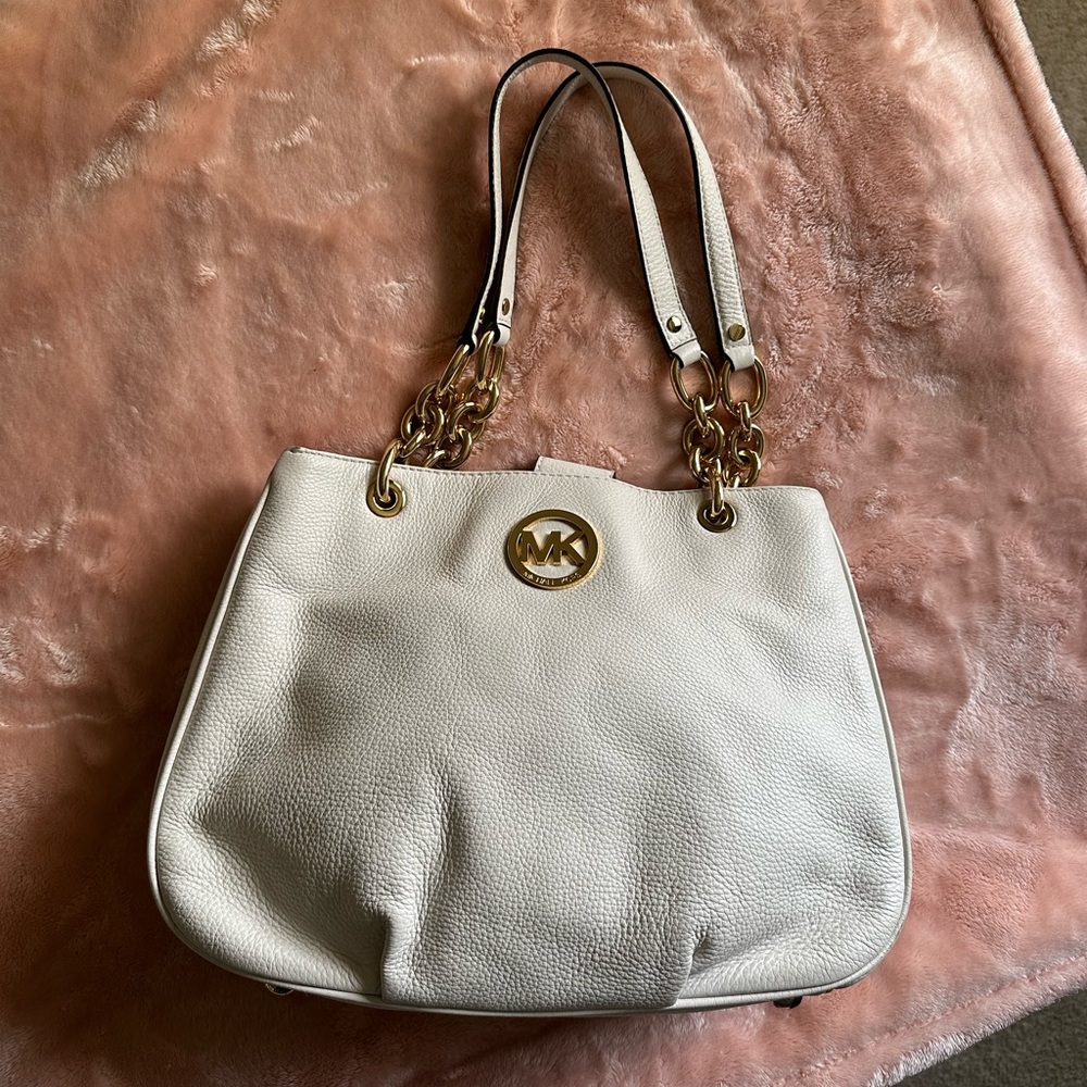 Michael Kors shoulder / hand bag